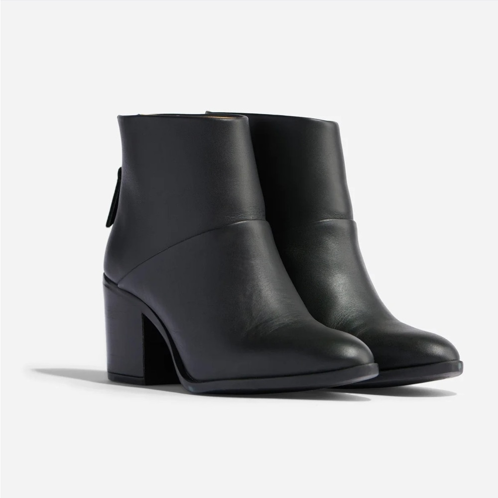 NIB Nisolo Dari Commuter Boot.  Never worn; only tried in indoors.